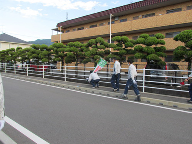 まちぴか市民運動を行いました。